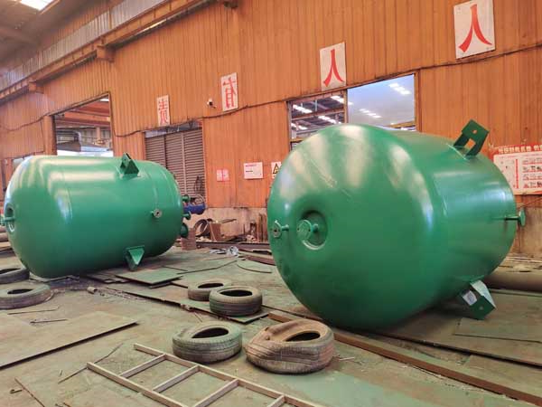 山东反应釜供应厂家