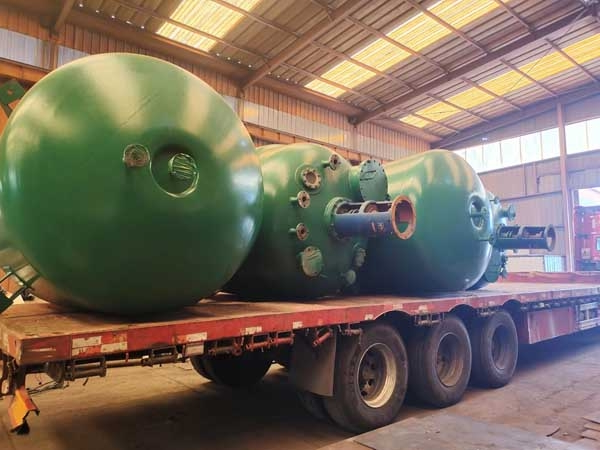 该如何操作使用压力反应釜